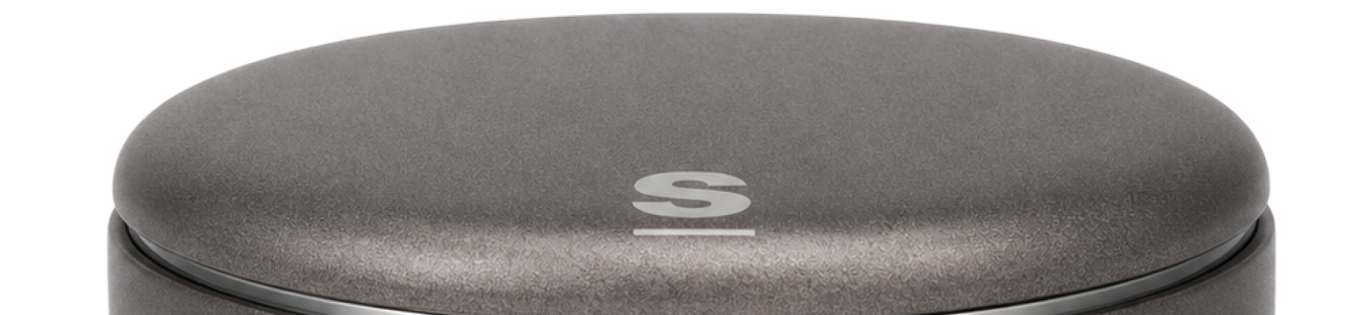 Close-up of the Sonic Go cleaner